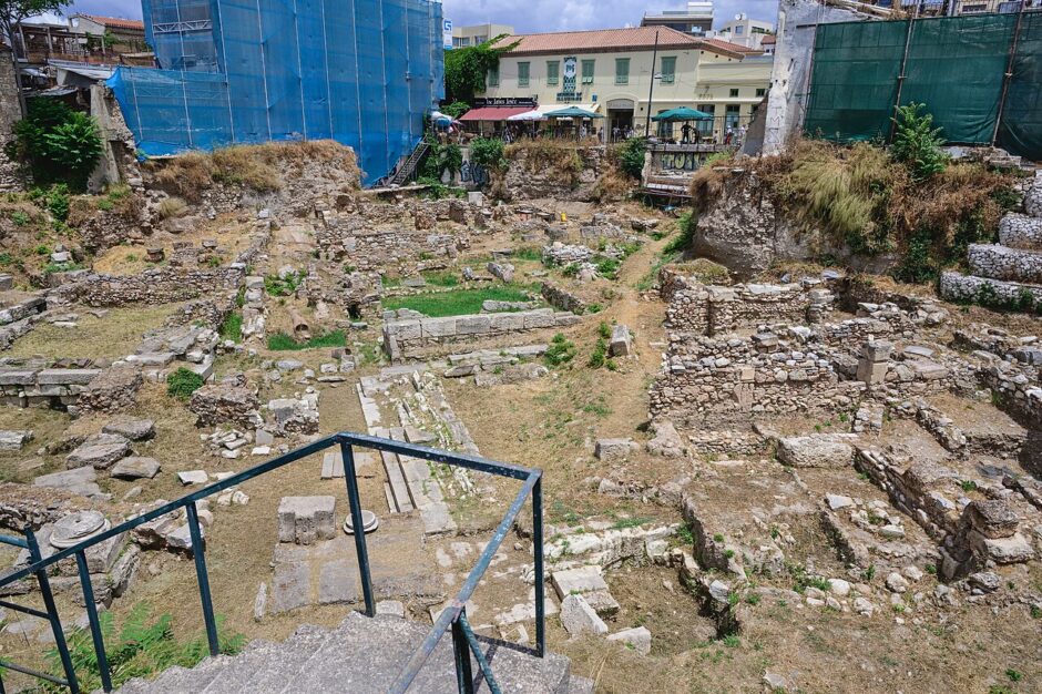 アテネ古代アゴラに残るストア・ポイキレの石造遺構