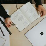 コントロールの錯覚とは？偶然を自分で動かせると感じる心理と、見分け方