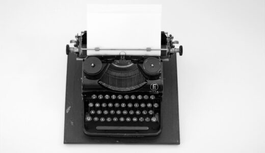 レイモンド・カーヴァーの名言3選｜試みを続け、自分の変化を受け入れる